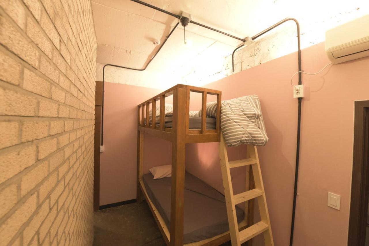 סיאול Inno Guesthouse & Bar Hongdae מראה חיצוני תמונה