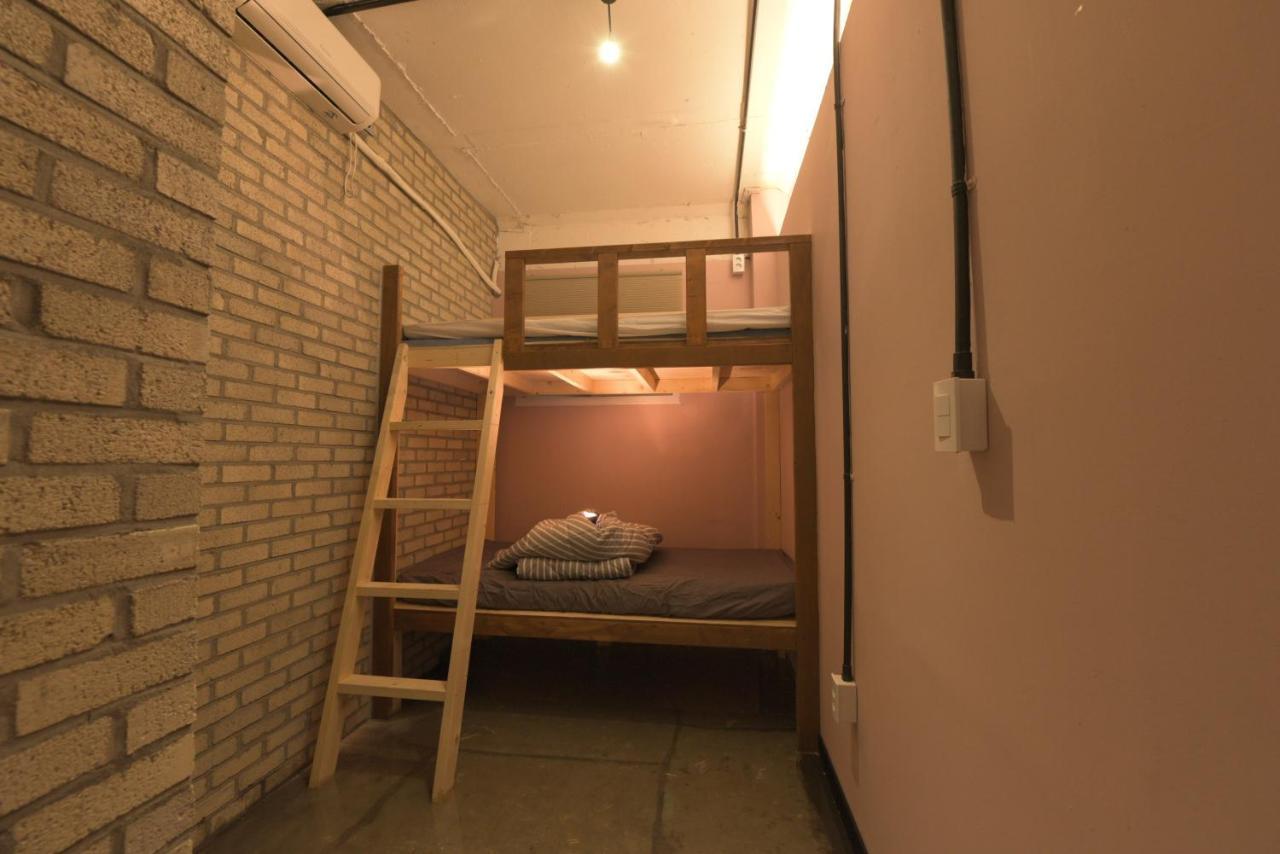 סיאול Inno Guesthouse & Bar Hongdae מראה חיצוני תמונה