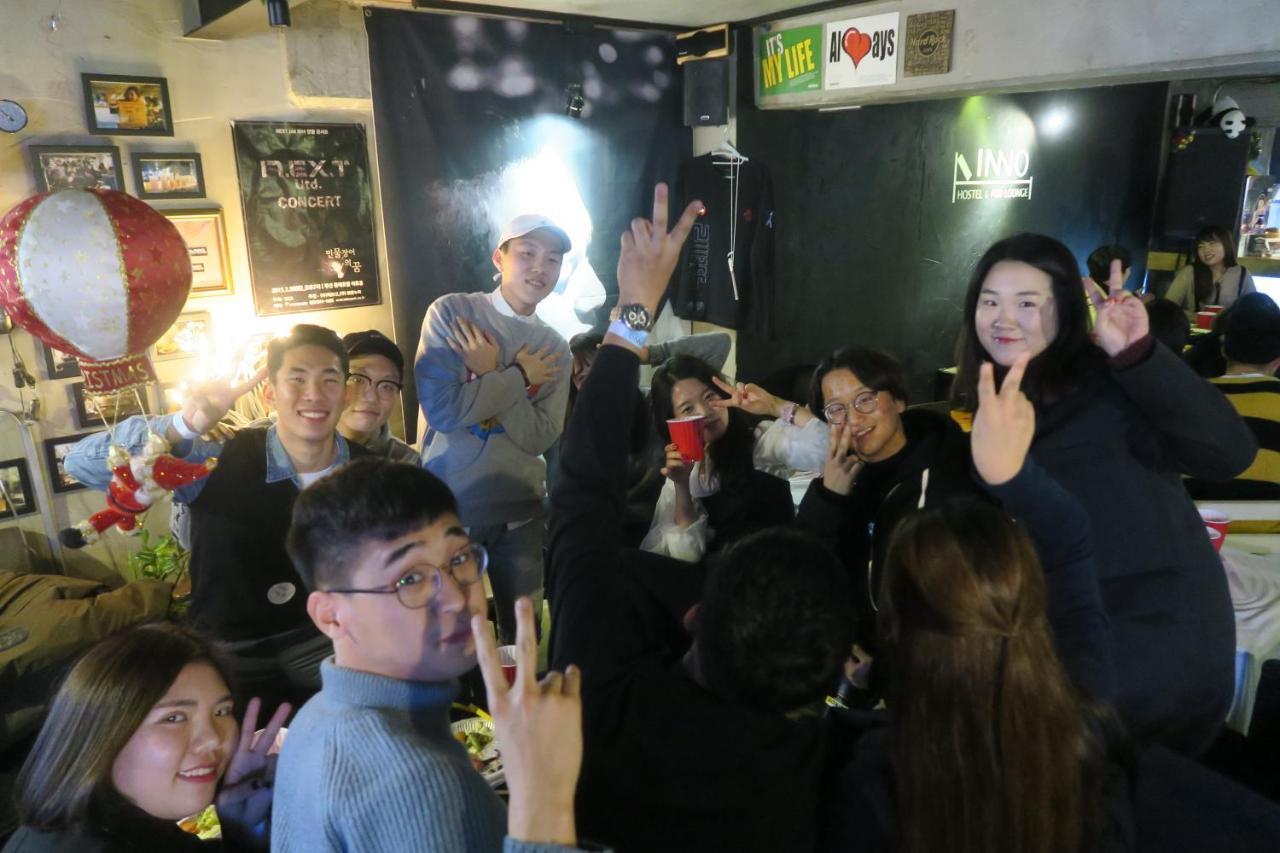 סיאול Inno Guesthouse & Bar Hongdae מראה חיצוני תמונה